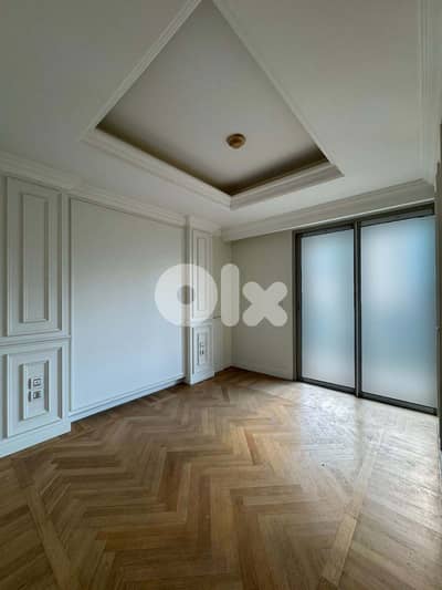 SPACIOUS APARTMENT IN DOWNTOWN PRIME (250SQ) 3 BEDROOMS , (BT-1012)