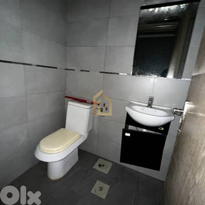 Shop for sale in Mar Elias ML93 محل للبيع في مار الياس