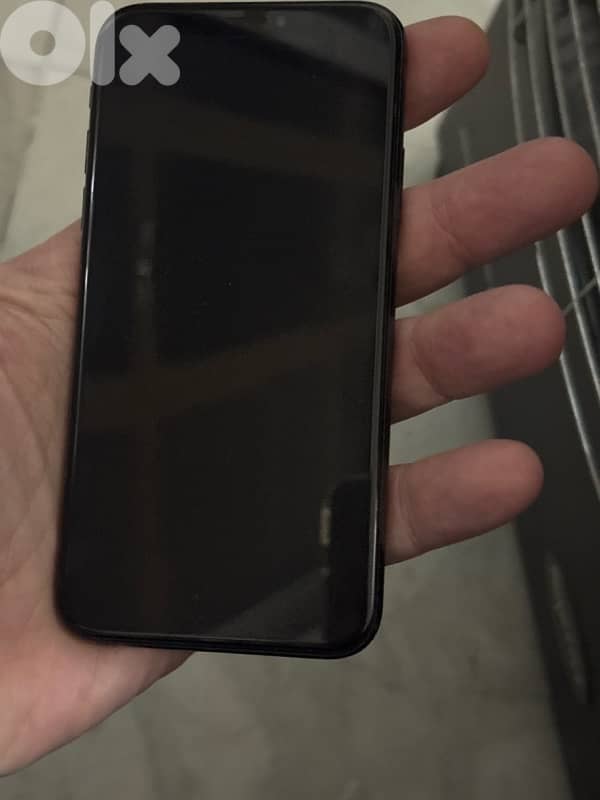 iPhone XS 0