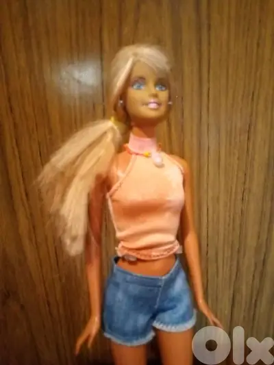Barbie CALI GIRL SURF Mattel Asnew doll bend legs+her Own Outfit+Shoes