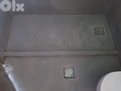 معلم بلاط