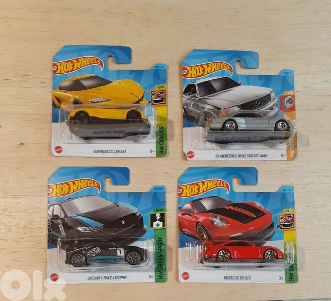 Hot Wheels diecast car model 1;64 5