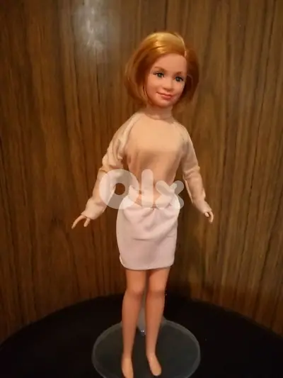 ASHLEY -OLSEN TWINS Mattel RARE As new doll year 1987 wearing=35$