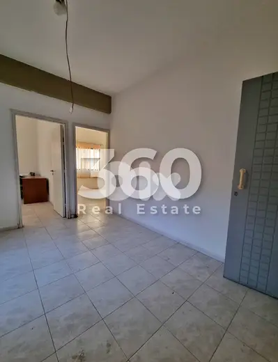 Office for rent in ballouneh مكتب للايجار في بلونة