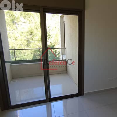 Catchy apartment with Roof in Cornet Chehwan شقة جذابة مع سطح في قرنة