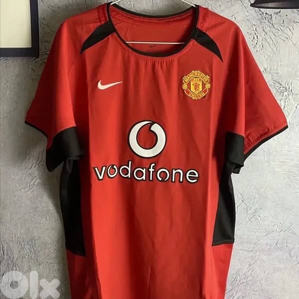 Manchester United 2002 Home vodafone nike jersey 0