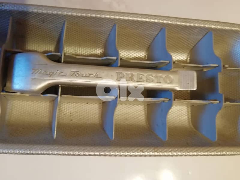 Vintage Magic Touch Preston Ice Cube Tray Metal 0