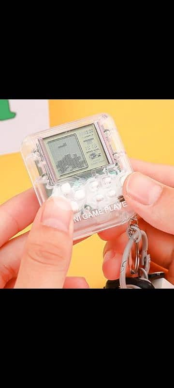 retro game keychain 0