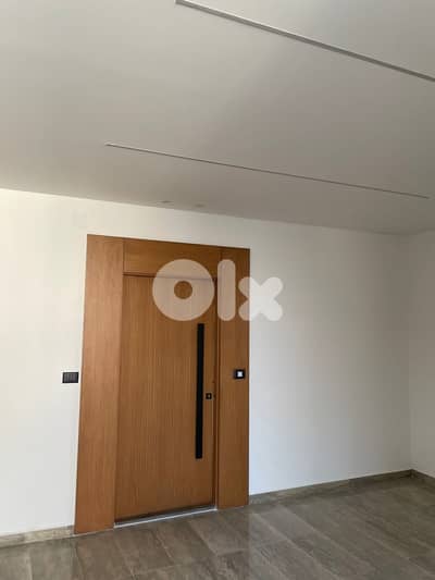 Office for rent in Dekweneh | 120 Sqm مكتب للاجار في الدكوانة