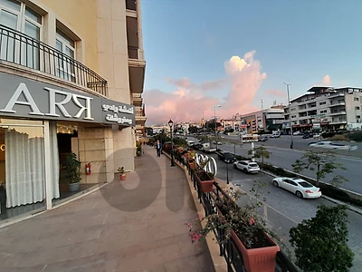 400 Sqm + Terrace | Prime location showroom for rent in Hazmieh