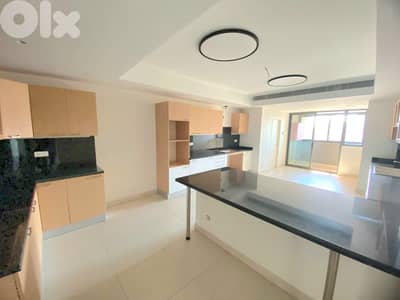 Apartment for sale in Monoe/ Spacious