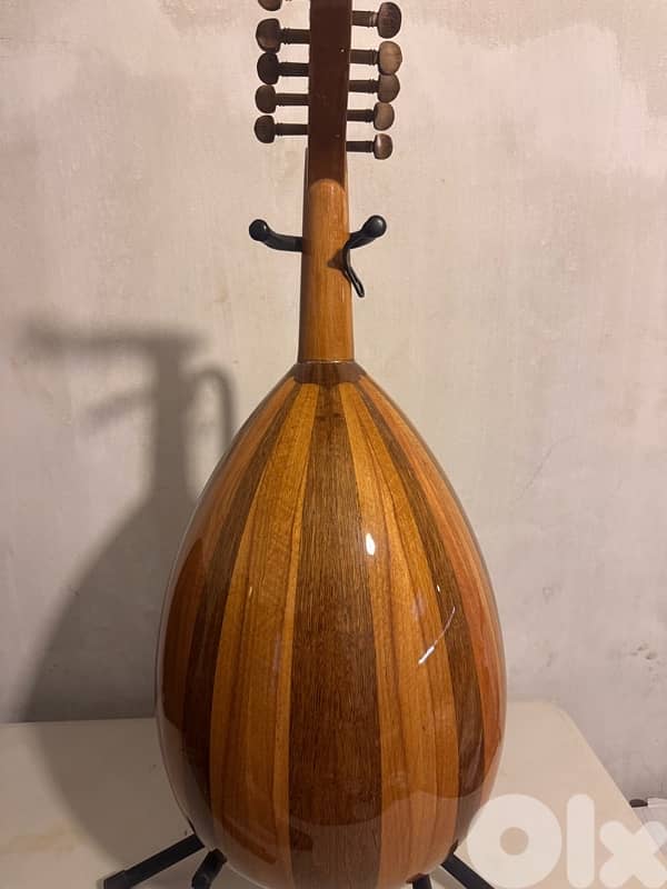 Oud Zeryab عود زرياب 0