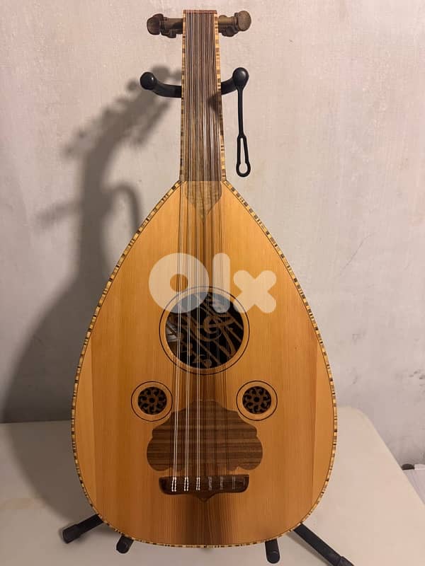 Oud Zeryab عود زرياب 0