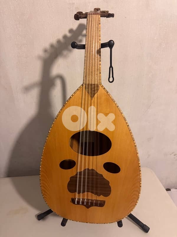 Oud Zeryab عود زرياب 0
