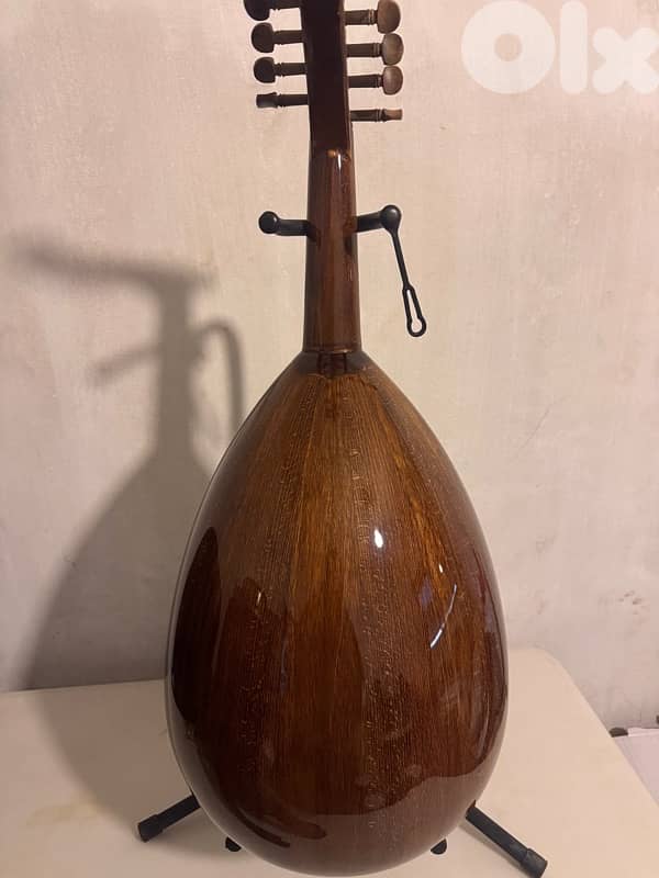 Oud Zeryab عود زرياب 1