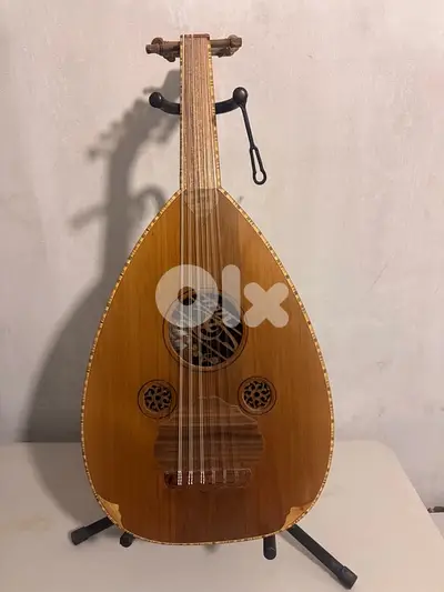 Oud zeryab عود زرياب