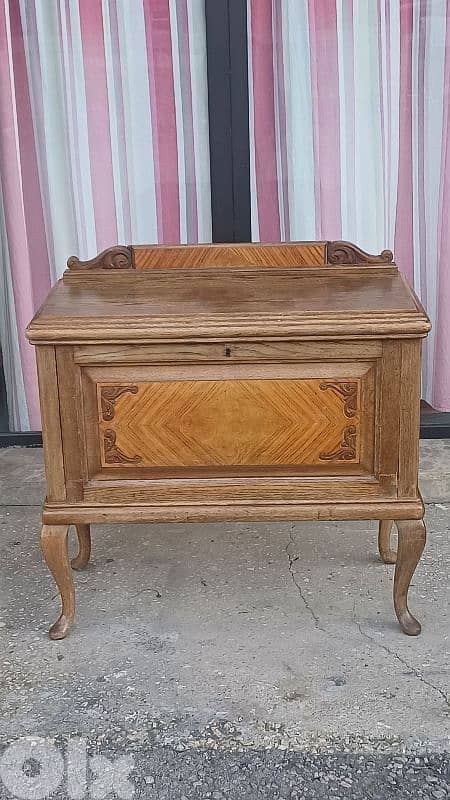 antique 0
