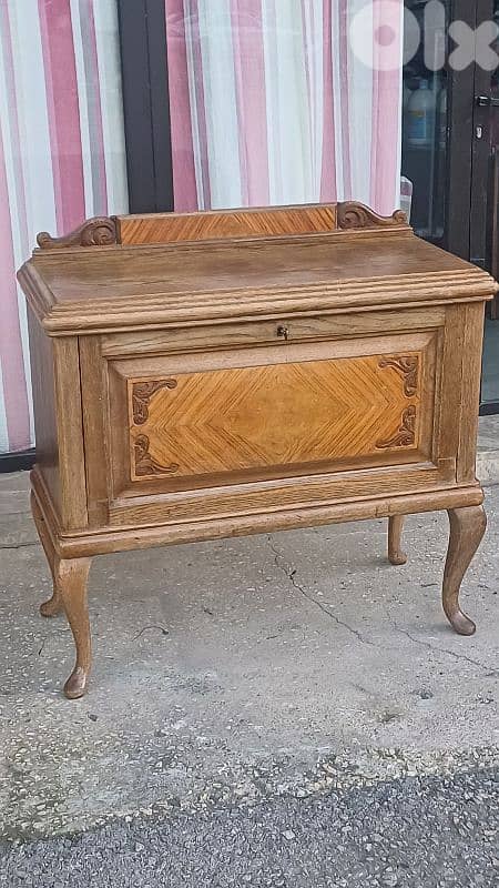 antique 3