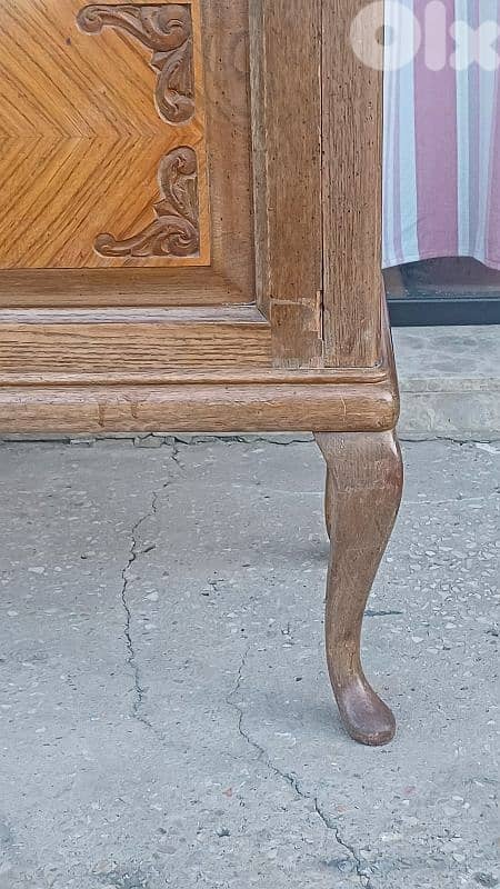 antique 8