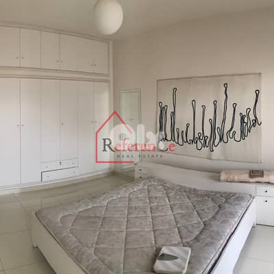 Furnished apartment in Sin El Fil شقة مفروشة في سن الفيل