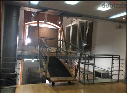 Commercial Store For Rent In The Heart Of Downtown