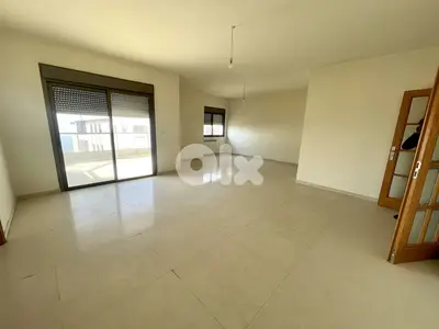 RWK331JA - Apartment For Rent In Kfarhbab - شقة للإيجار في كفرحباب