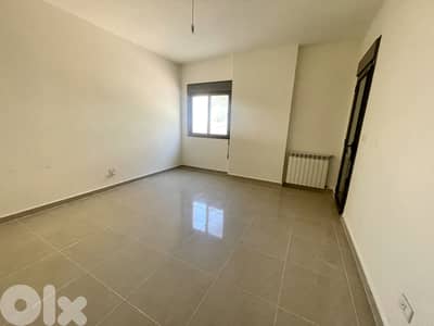RWK331JA - Apartment For Rent In Kfarhbab - شقة للإيجار في كفرحباب
