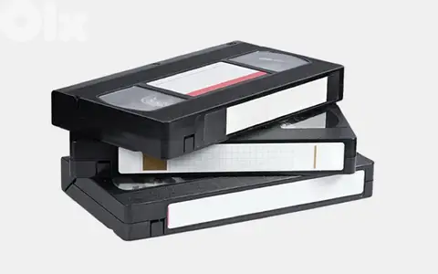 Convert VHS film to digital -4Vhs 10$