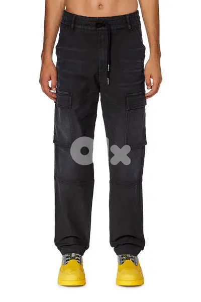 Diesel - TAPERED 2030 D-KROOLEY JOGGJEANS 09H05 size 32