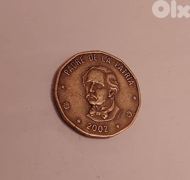 Dominican Republic 11 sided coin 1 Peso 2002 1
