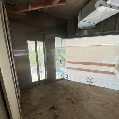 Shop for rent in Downtown HN17 محل للإيجار في داون تاون