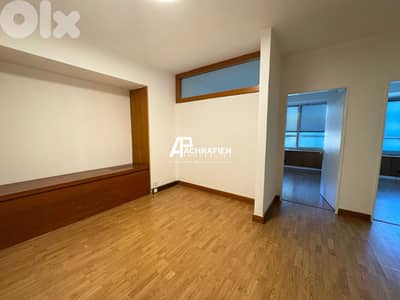 Office for Rent in Saifi - مكتب للأجار في الصيفي