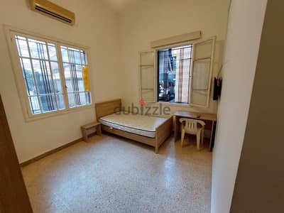 new renovated room for rent in beirut sanayeh