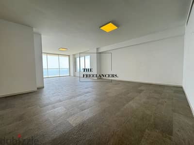Apartment for rent in Rawche - MQHH0080 -شقة للإيجار بالروشة Apartment for rent in Rawche - MQHH0080 -شقة للإيجار بالروشة