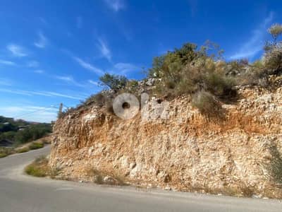 land for sale in faytroun أرض للبيع في فيطرون