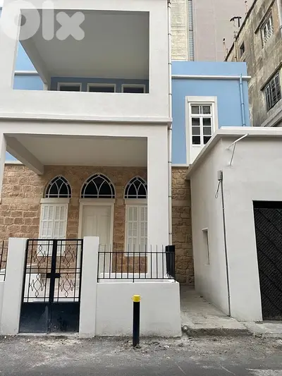 stand alone 2 floors building with terrace for Rent