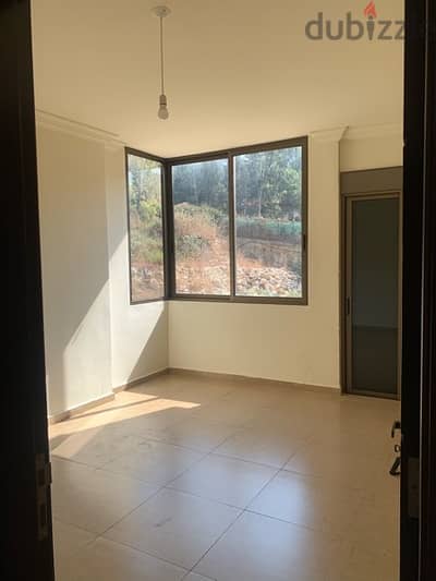 Apartment for rent in Adma