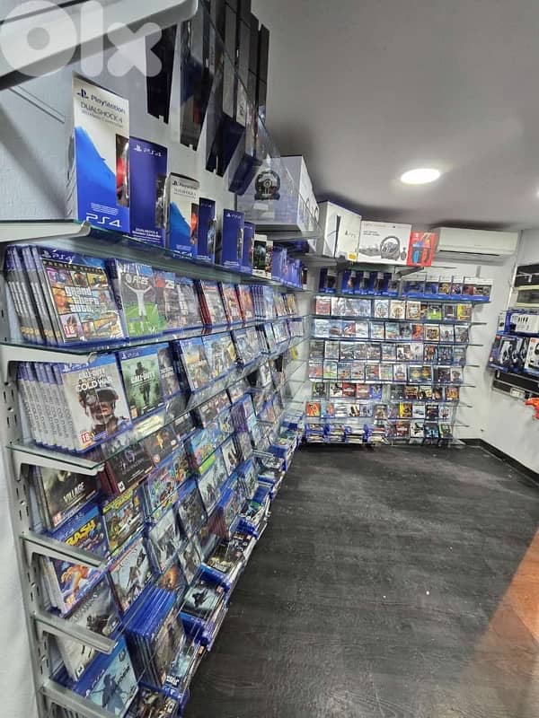 ps4 and ps5 games or console or accessories 0