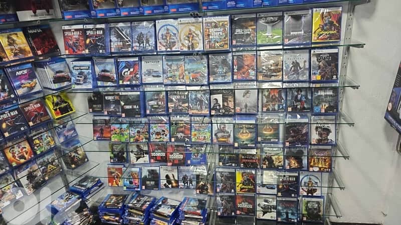 ps4 and ps5 games or console or accessories 5