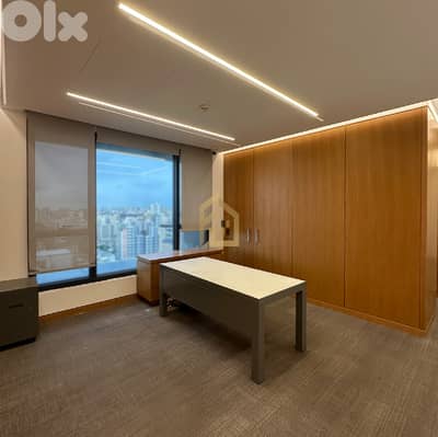 Office for rent in Achrafieh AM20 مكتب للإيجار في الأشرفية