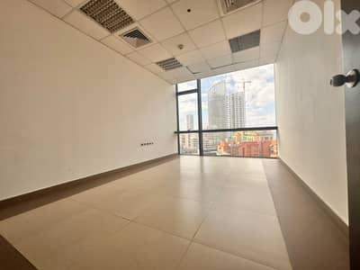 Office For Rent in Downtown مكتب للإيجار في وسط المدينة