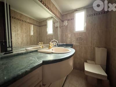 280 Sqm + 240 Sqm Rooftop - Apartment for Sale in Mtayleb