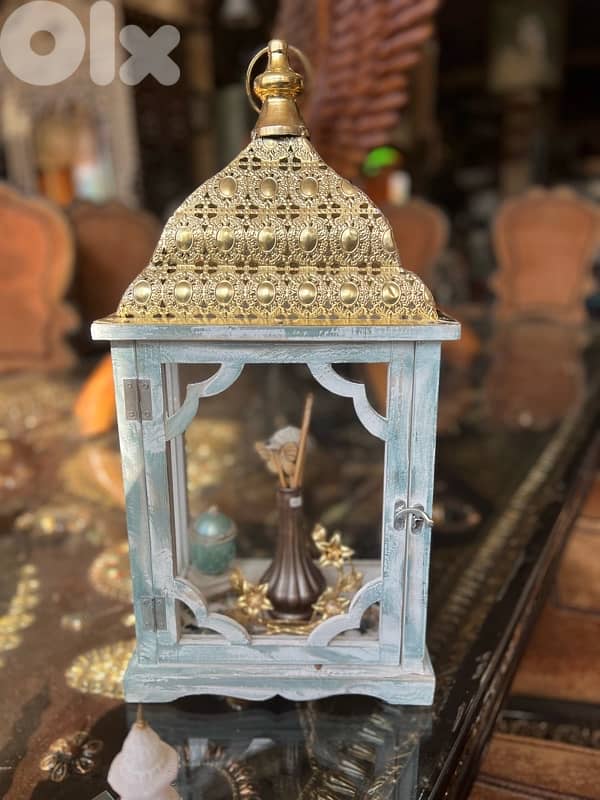vintage decorative piece 0