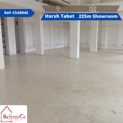 Prime showroom in Horsh Tabet صالة عرض مميزة في حرش تابت