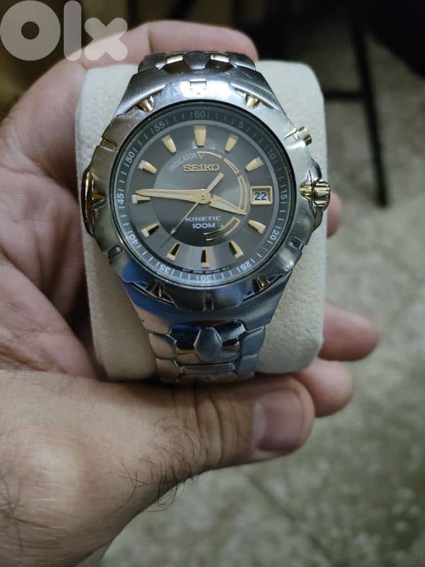 Seiko kinetic two tones grey with gold 2