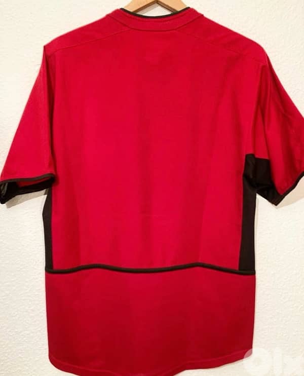 Manchester United 2002 -2004 vodafone nike home kit’s 3