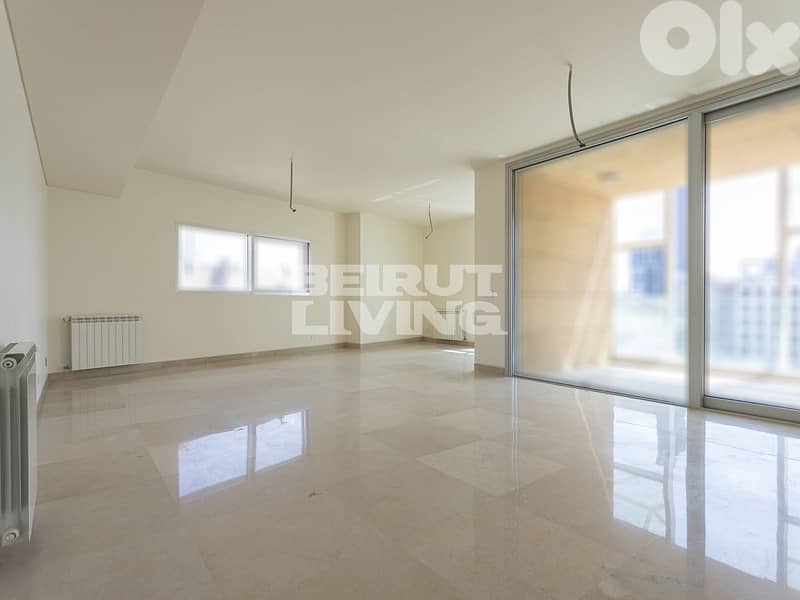 Modern & Spacious | Pool & Gym | Center of City | Breathtaking View 0