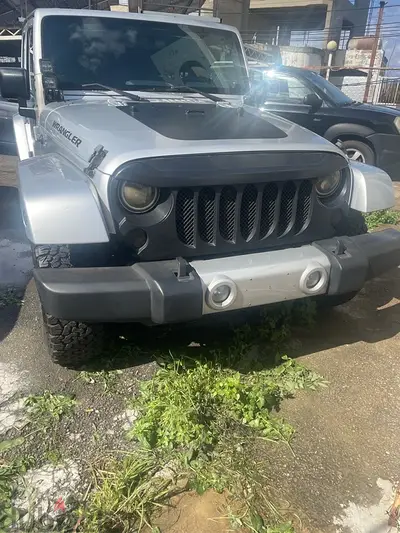 Jeep Wrangler Sahara 2010 Jeep Wrangler Sahara 2010
