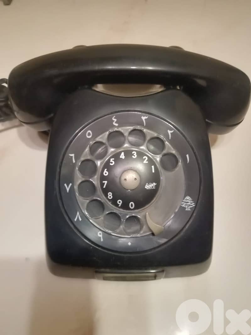 vintage rotary phones starting 25$ ask for model price 11