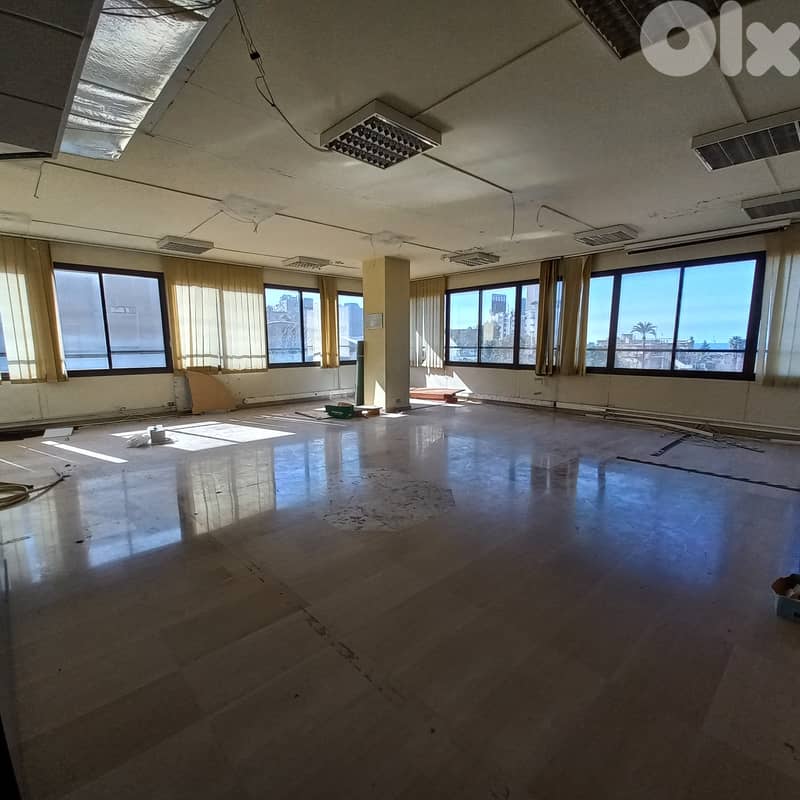 Full Floor of 550sqm suitable for every buisness in Antelias 0